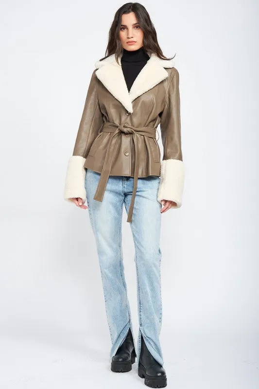 BELTED FAUX SHEARING TRIMMED JACKET